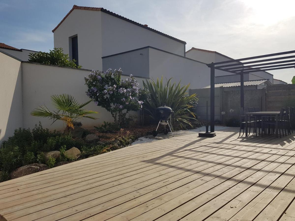 Charmante Maison De Vacances Villa Saint-Gilles-Croix-de-Vie Exterior photo